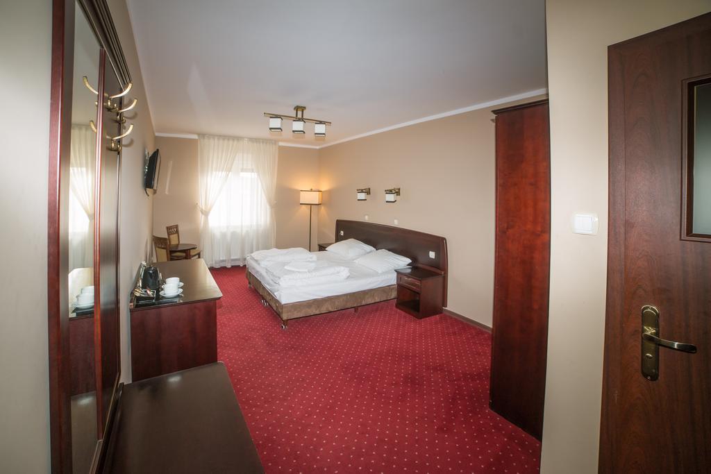 ليشنو Hotel Grant المظهر الخارجي الصورة